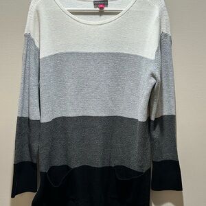 Vince Camuto Women's Colorblock Pocket Sweater Gray Medium